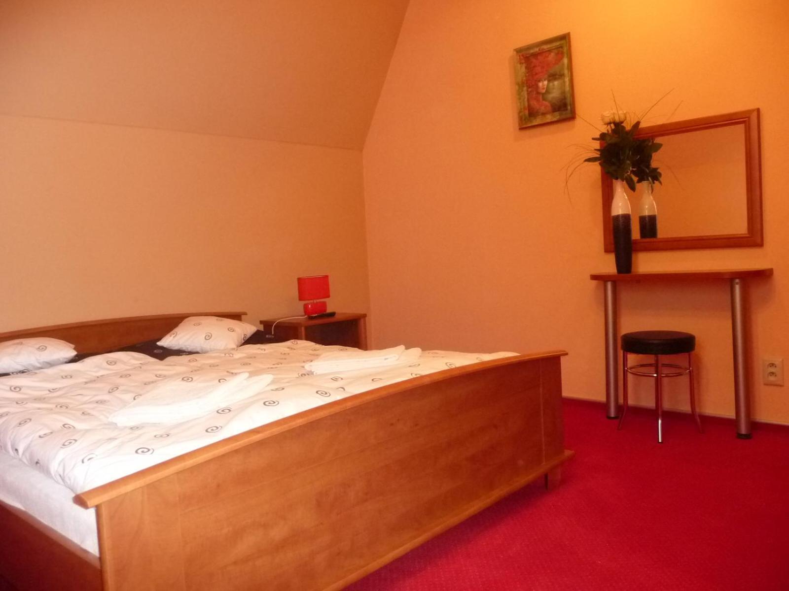 Guest House Penzion Fortuna تفردوشين المظهر الخارجي الصورة