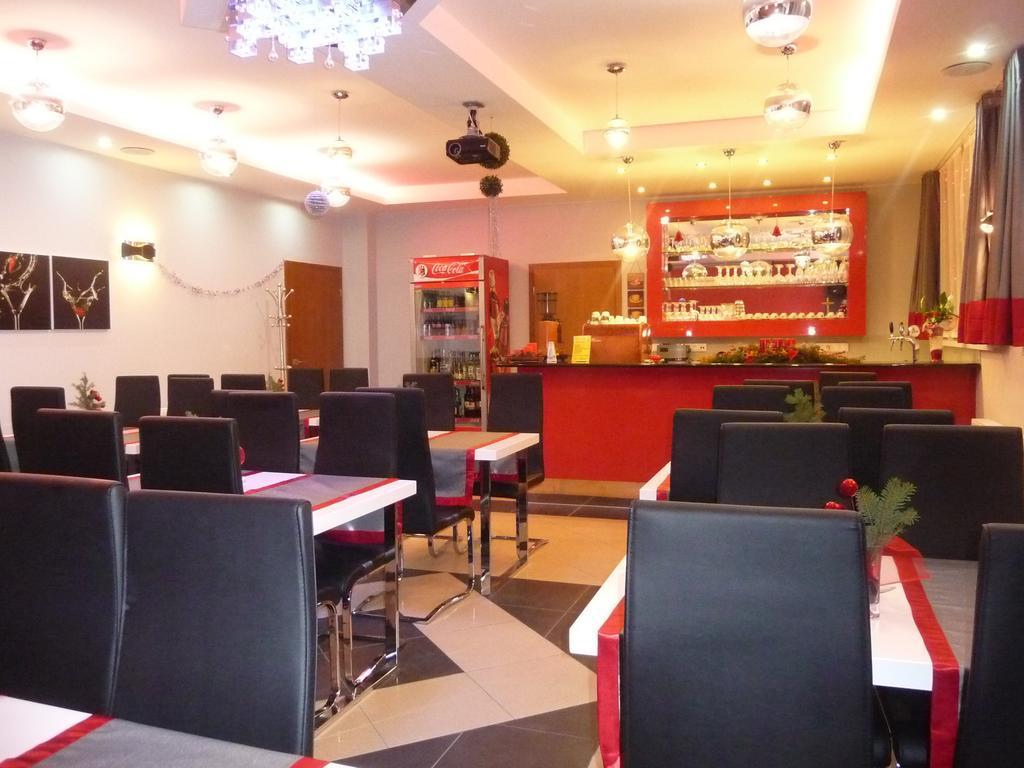 Guest House Penzion Fortuna تفردوشين المظهر الخارجي الصورة