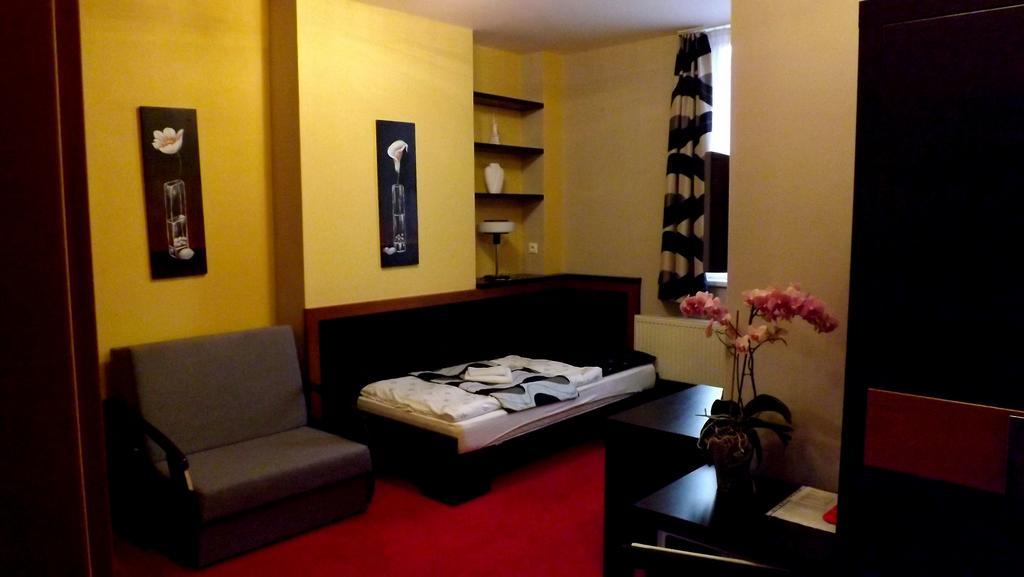 Guest House Penzion Fortuna تفردوشين الغرفة الصورة